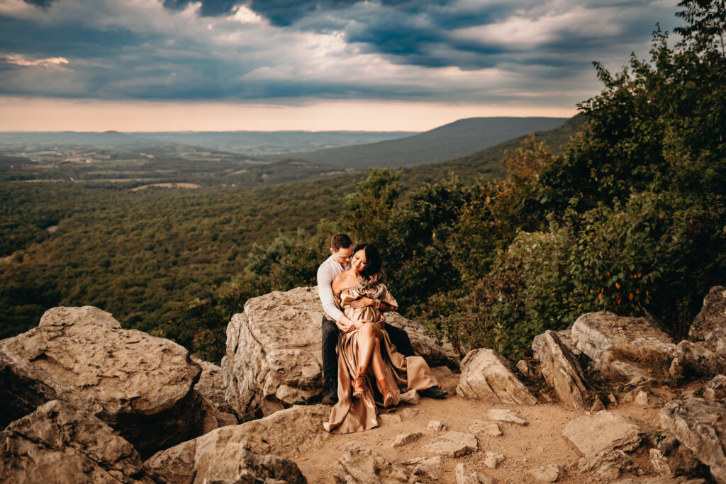 couple on mountain with view of lehigh valley PA