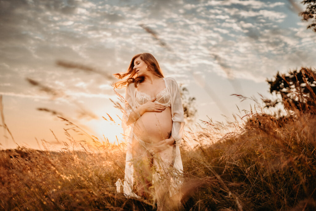 maternity photo at golden hour
