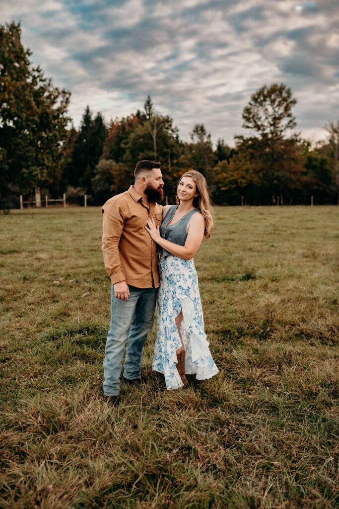 when to book family photos? The earlier the better like this family did during their late summer photos