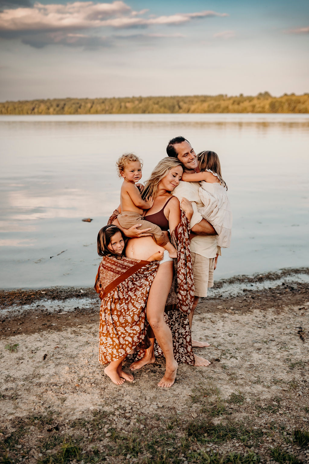 PA family photos by water