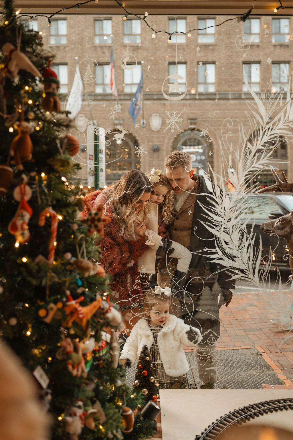 photo cuddling in downtown bethelehem in christmas shoppe