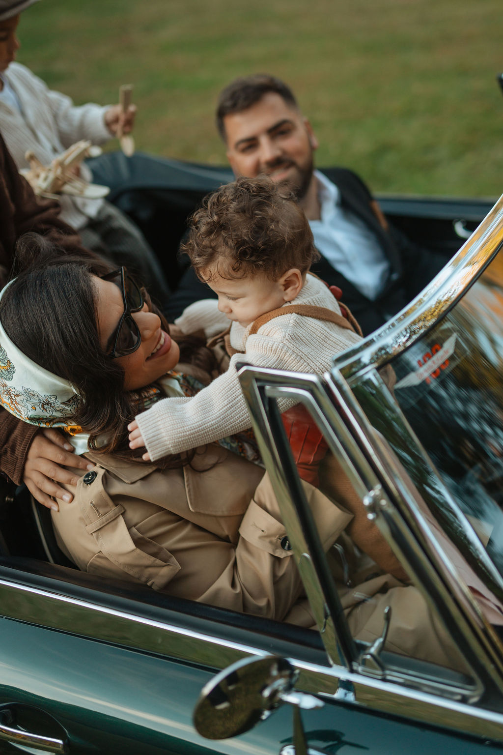 Lehigh Valley family in vintage car